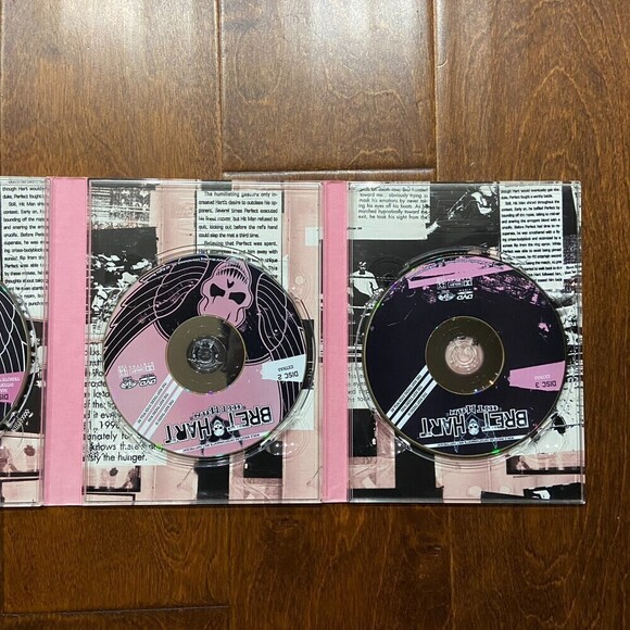 WWE: Bret Hitman Hart - The Best There Is, The Best There Was... 3 Disc Set 2013 - Picture 4 of 5